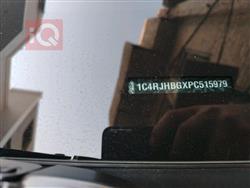 جیپ گراند شیرۆکی